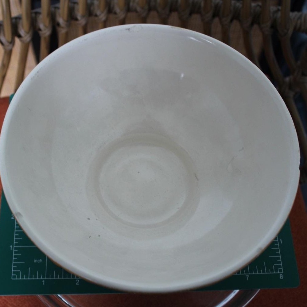 Haeger USA Embossed Scroll Footed Ceramic Serving Bowl 10 inch - Picture 11 of 16